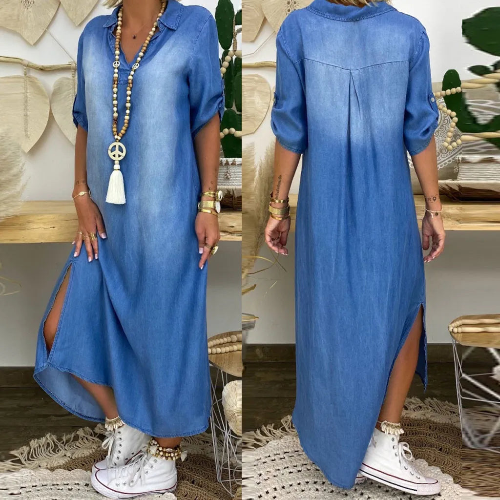 Denim Flow – Langes Jeanskleid mit Schlitz MOKKAKAI