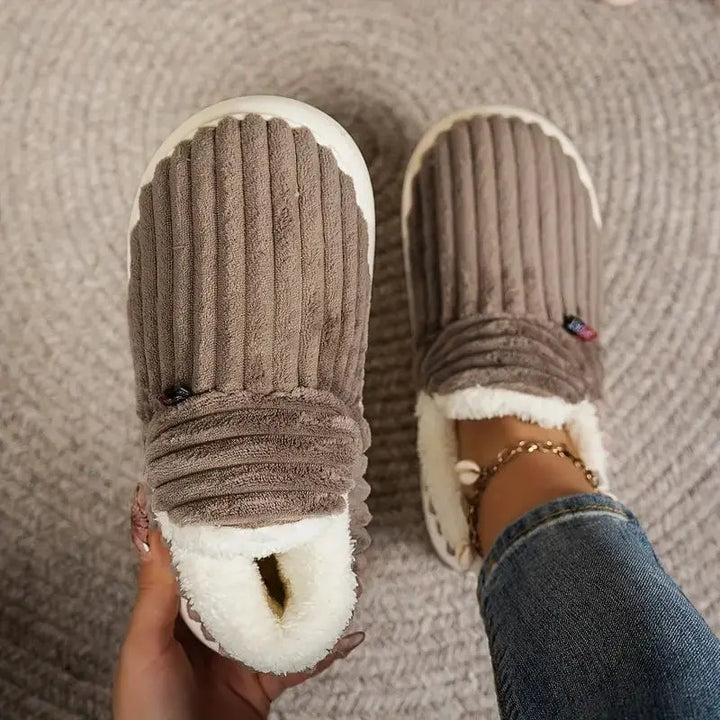 Lula | Kuschelige Unisex-Pantoffeln – Ansicht 5