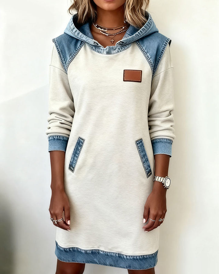 Kapuzenkleid Mit Kontrast-Einsätzen MOKKAKAI