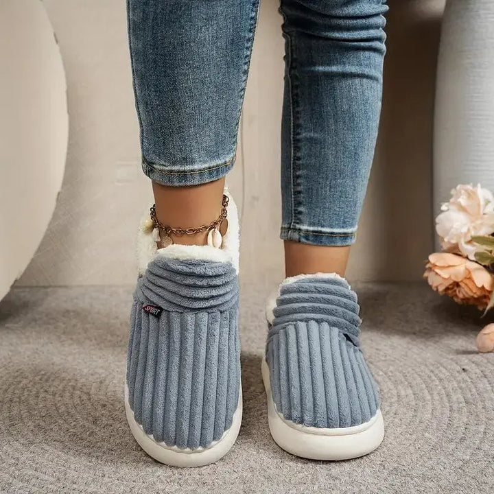 Lula | Kuschelige Unisex-Pantoffeln – Ansicht 10