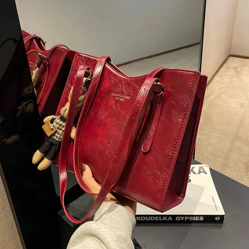 Lucia™ – Stilvolli & Vegani Tasche für jedes Outfit MOKKAKAI