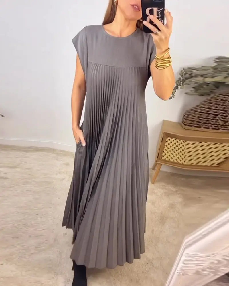 Camilla™ | Ärmelloses Kleid mit schicken Falten MOKKAKAI
