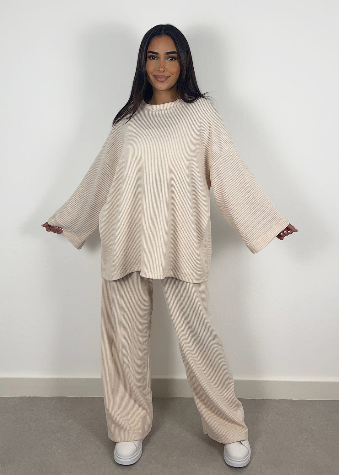Malia™ – Elegants und bequems Set us Cordstoff MOKKAKAI