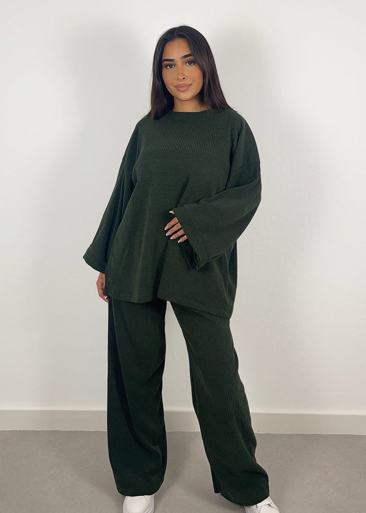 Malia™ – Elegants und bequems Set us Cordstoff MOKKAKAI