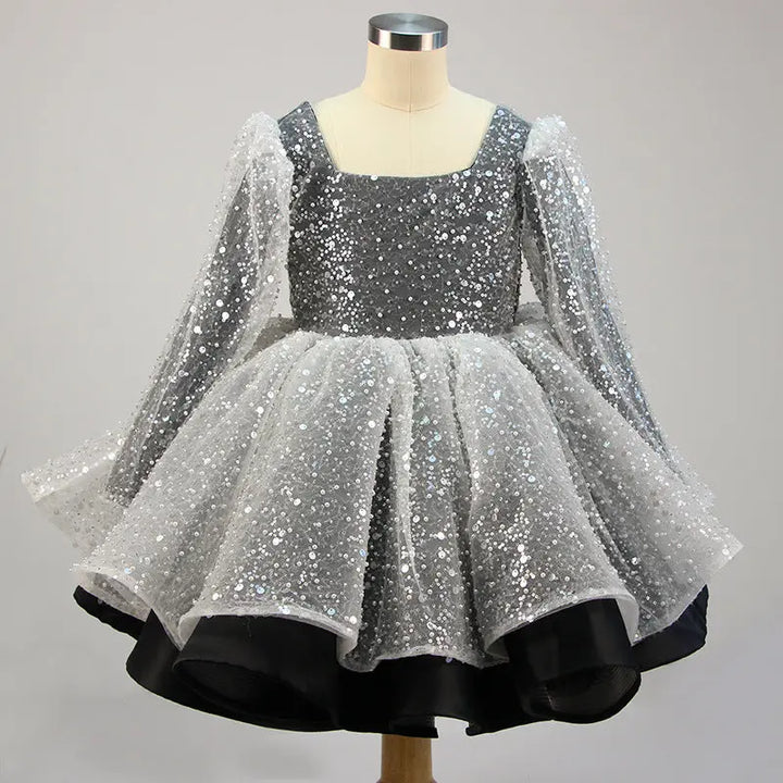 Lola - Prinzessinnenkleider für Mädchen, Schleife, Netzstoff, langärmlig, mit Pailletten besetztes Taufkleid MOKKAKAI