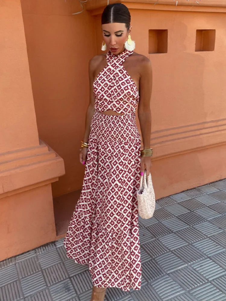 Mickay – Elegantes, Schulterfreies Midikleid mit Raffung MOKKAKAI