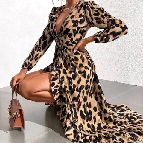 Lisandra™ | Kleid mit V-Ausschnitt MOKKAKAI