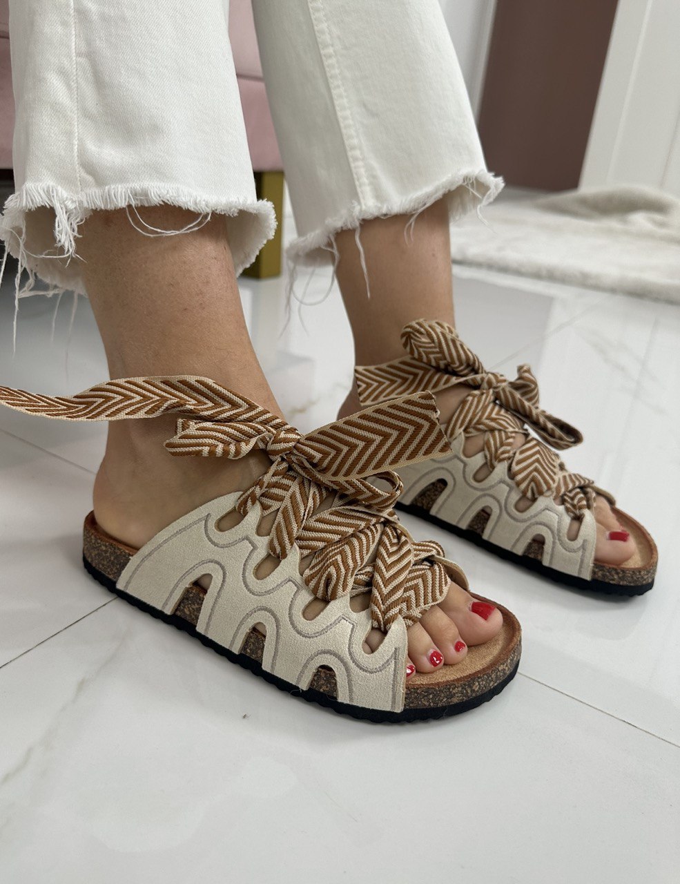 Juliet™ | Sandalen mit Textil-Schnürsenkeln – Ansicht 1