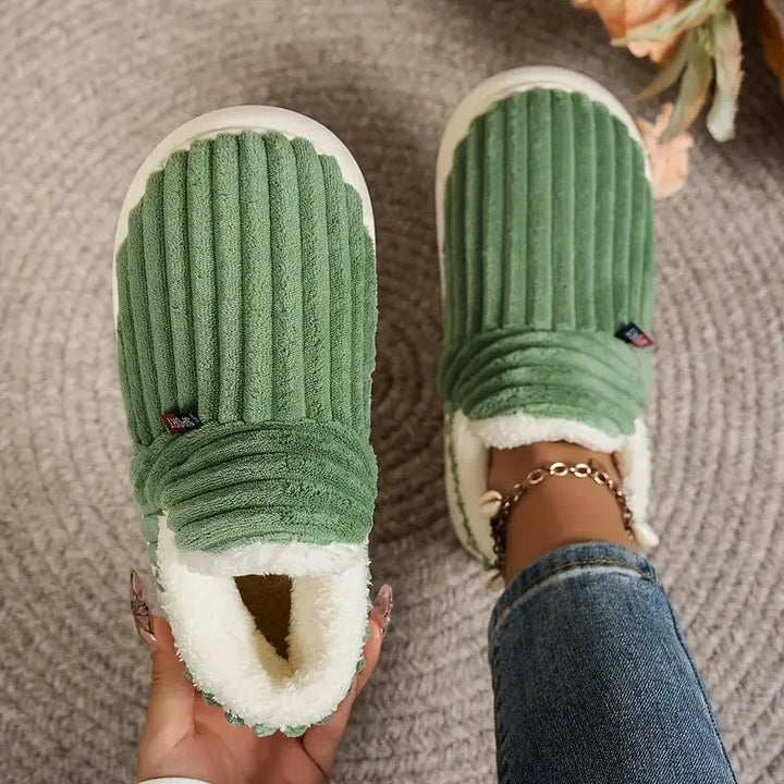 Lula | Kuschelige Unisex-Pantoffeln – Ansicht 1