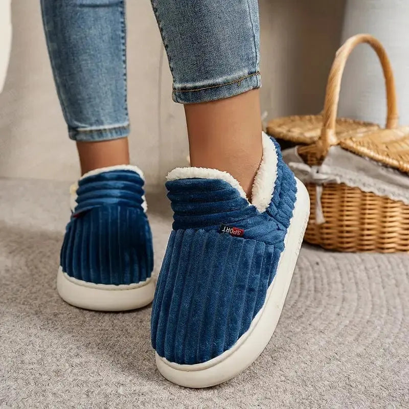 Lula | Kuschelige Unisex-Pantoffeln – Ansicht 8