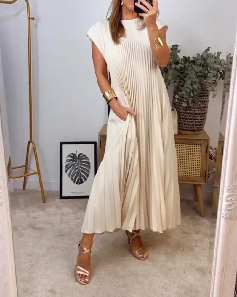 Camilla™ | Ärmelloses Kleid mit schicken Falten MOKKAKAI