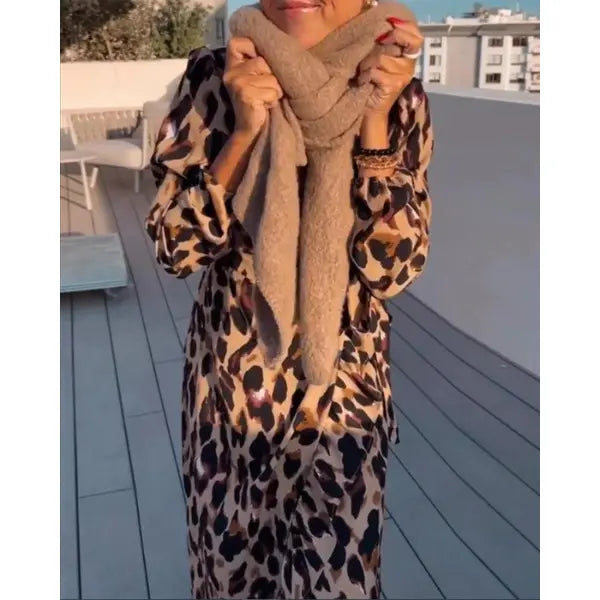Lisandra™ | Kleid mit V-Ausschnitt MOKKAKAI