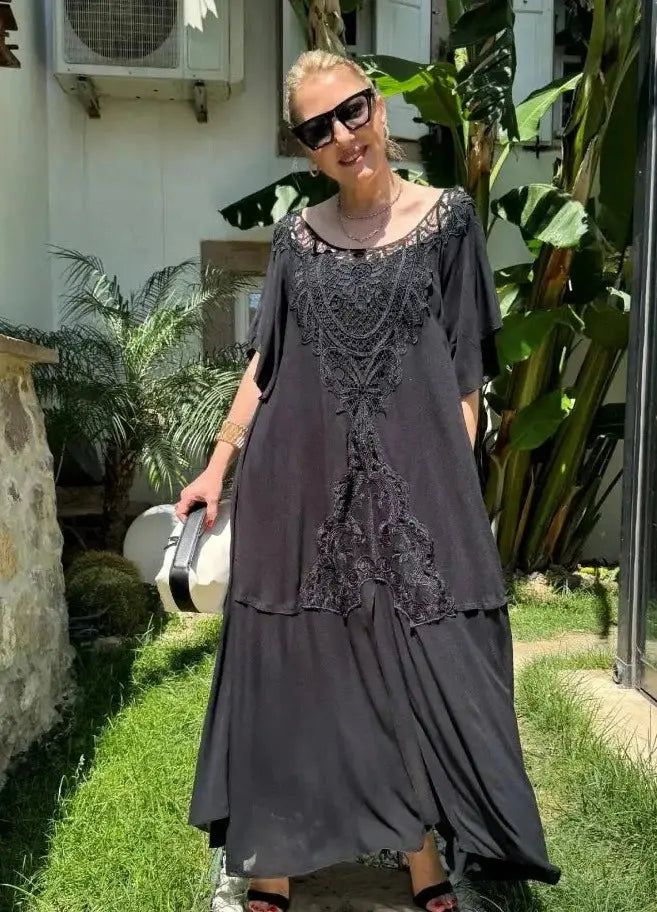 Lucia™ | Besticktes Kleid MOKKAKAI